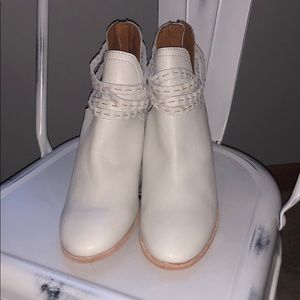 Frye Naomi Heeled Ankle Booties